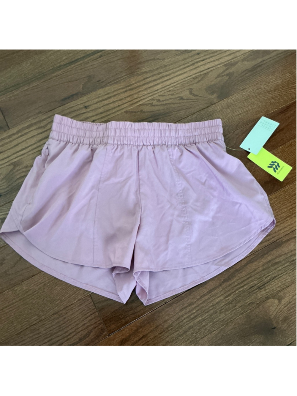 Women's All in Motion Mauve Mid Rise 3” Inseam Run Shorts M